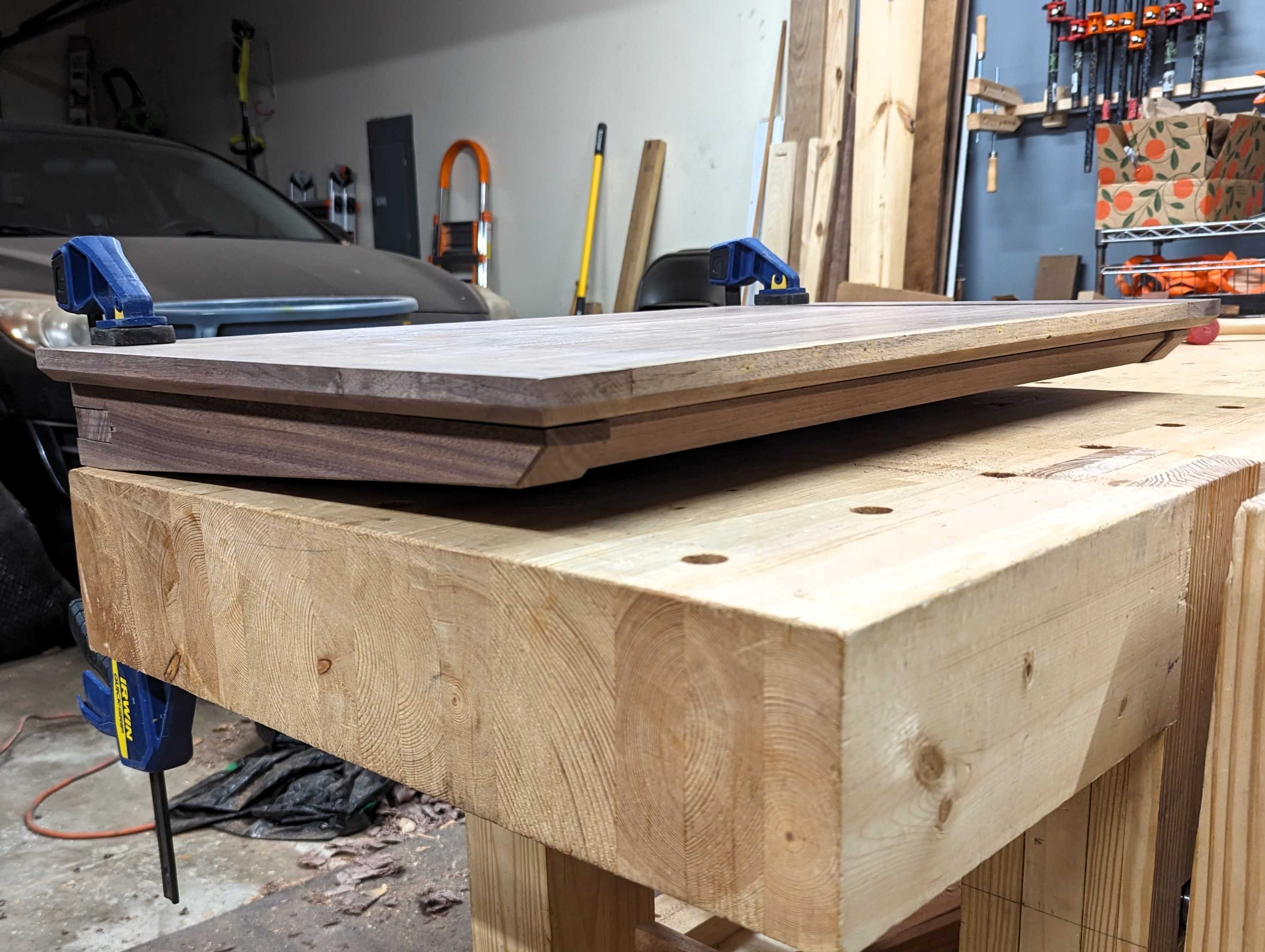 PAT_DESK_side_closeup