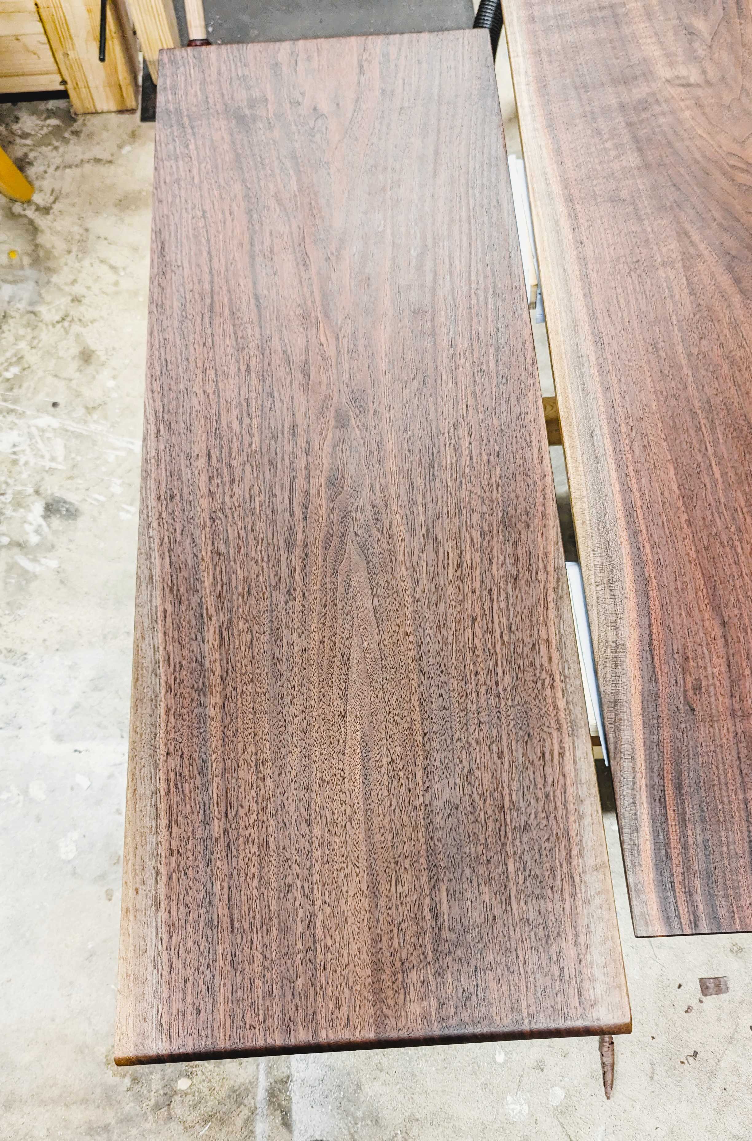 ATLAS_coffee_table_bottom_shelf_detail