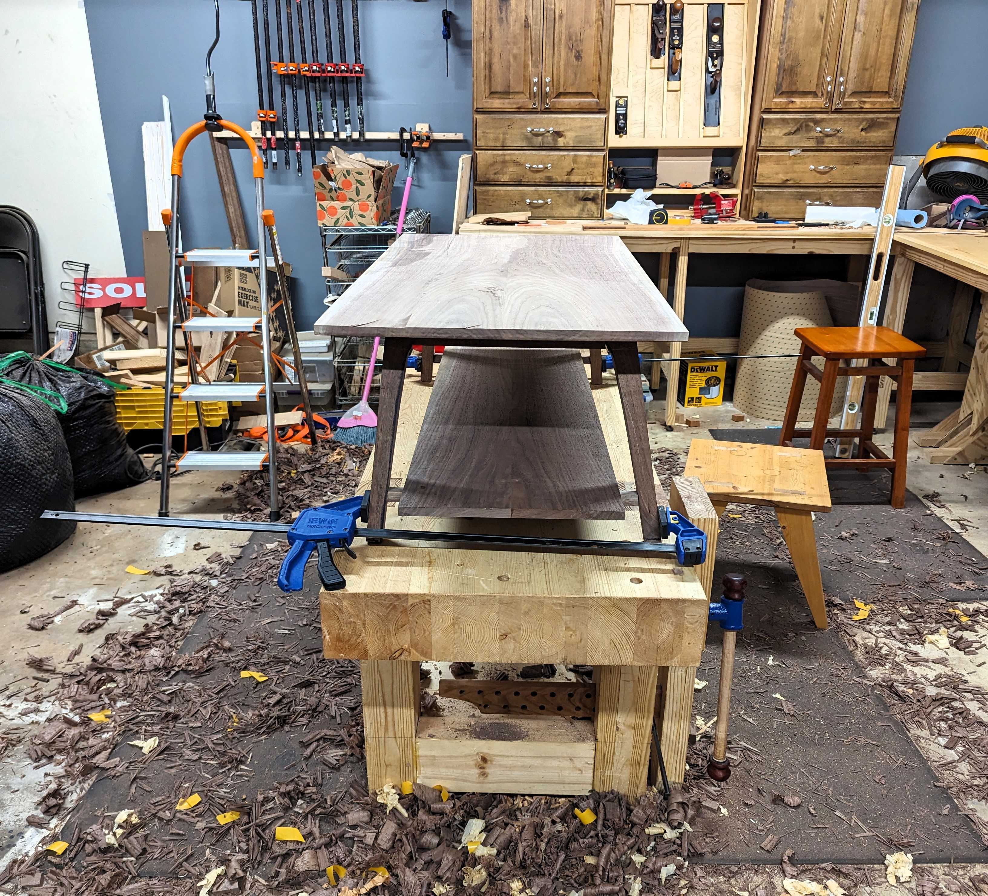 ATLAS_coffee_table_rough_side