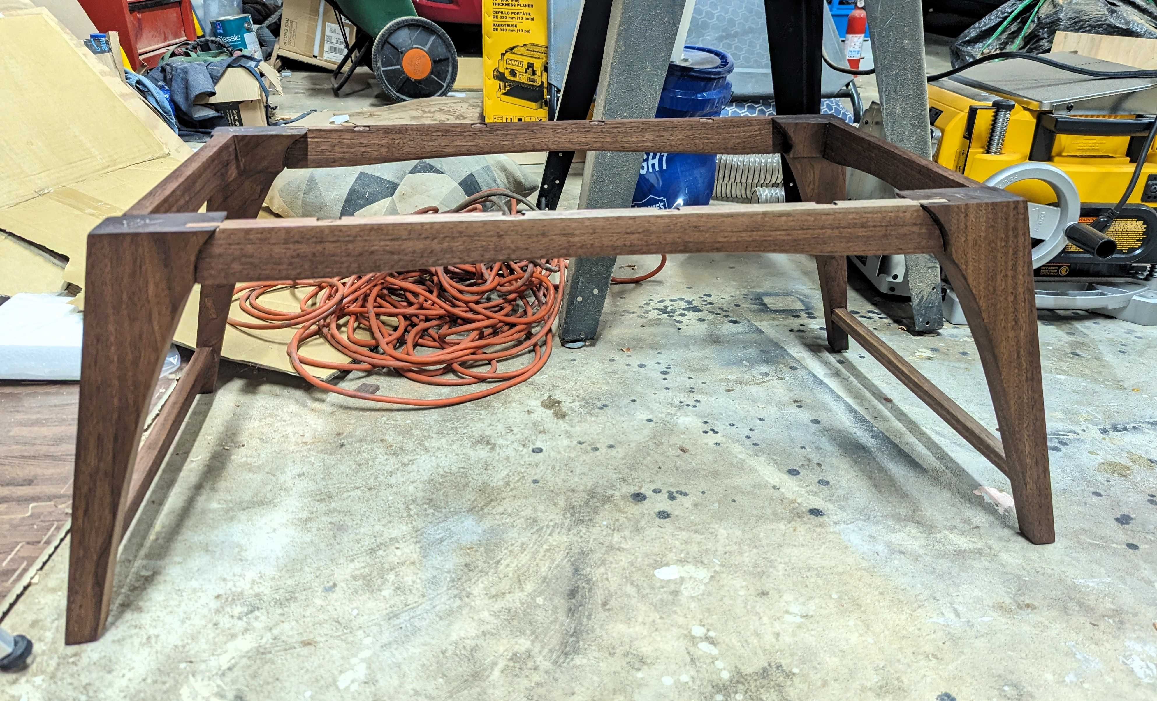 ATLAS_coffee_table_frame